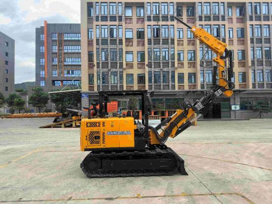 KWC4.0/0.12L Middle Arm Swing Crawler Mining Breaker for Underground Mine Rock Breaking