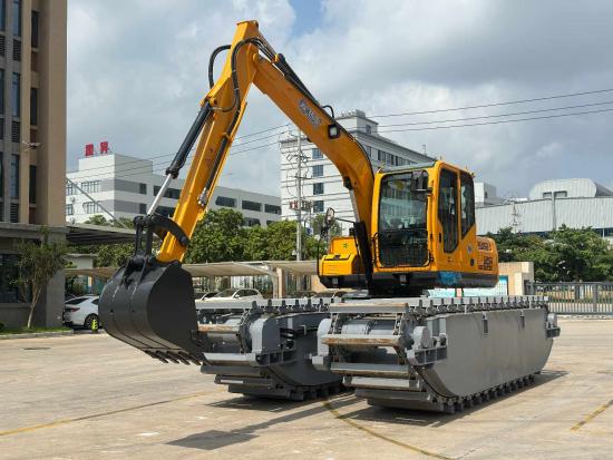 Pontoon Amphibious Excavator