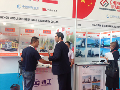 ประเทศจีนเครื่องจักรผลิต JingGong attends คนอิหร่าน exhibition ใน 2016